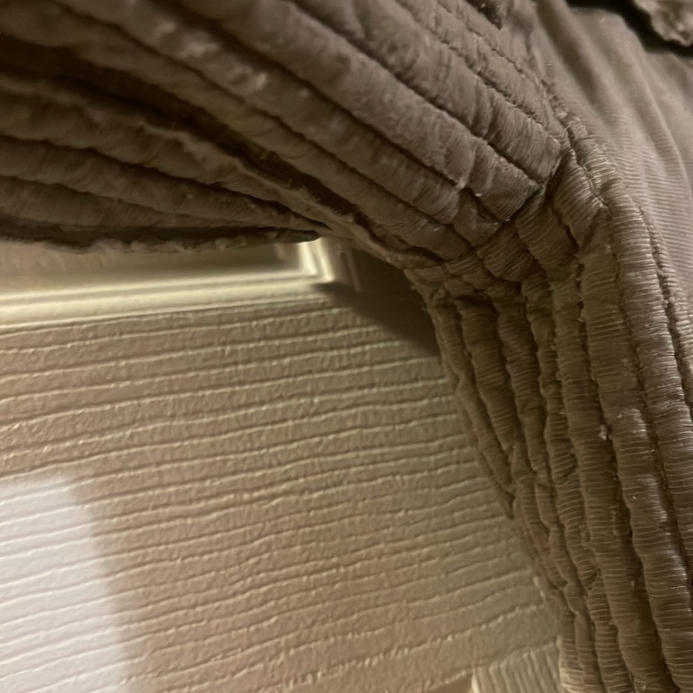 Authentic Burberry Jacket - image 5